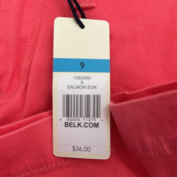Salmon Sun, size 9 shorts from belk - Picture 4 of 4